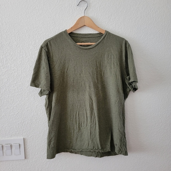 Everlane Olive Green Short Sleeve Tee - Picture 2 of 6